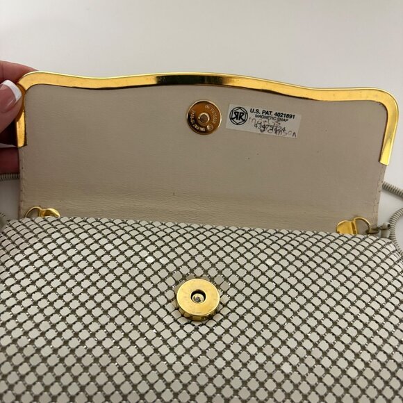 White Mesh Clutch Purse Shoulder Bag Gold Trim 80s Vintage Evening Prom Wedding - Picture 4 of 8